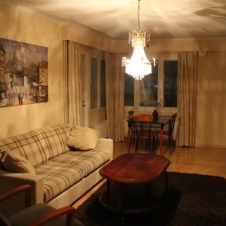 Hotelli Lounatuuli Hotel