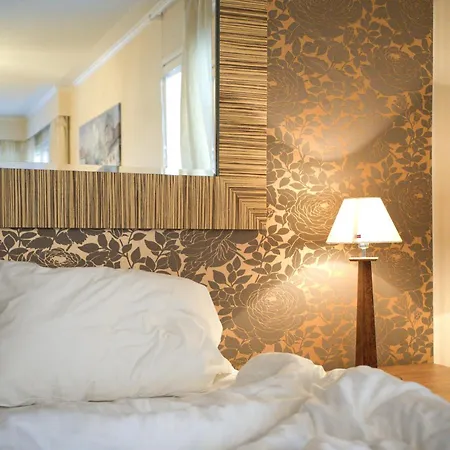 Hotelli Lounatuuli